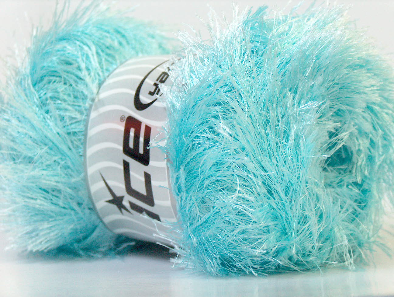 Licht Turkoois Eyelash Yarns 4x100gr