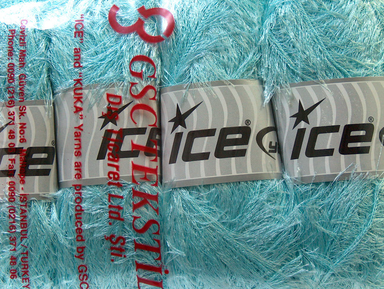 Licht Turkoois Eyelash Yarns 4x100gr