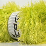 Licht Groen Eyelash Yarns 4x100gr