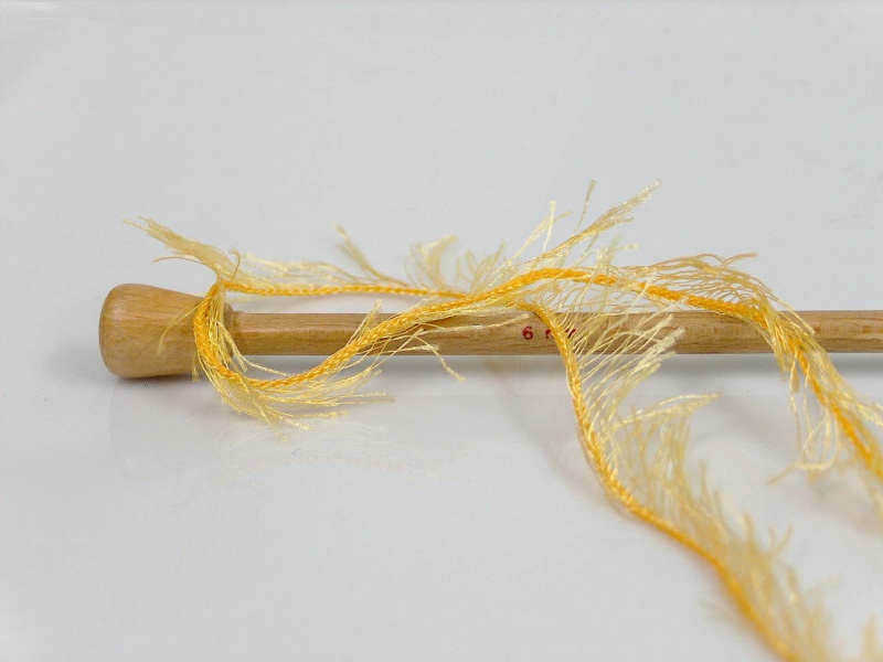 Wit|Geel Eyelash Yarns 8x50gr