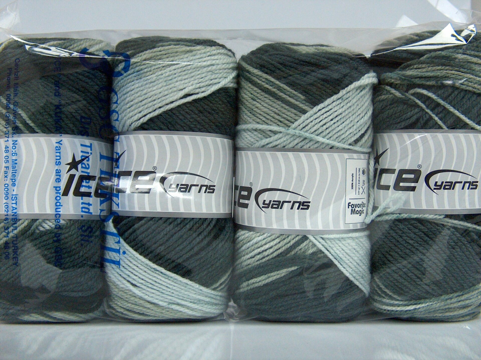 Zwart|Wit|Grijs Zelfstrepende Garens 4x100gr