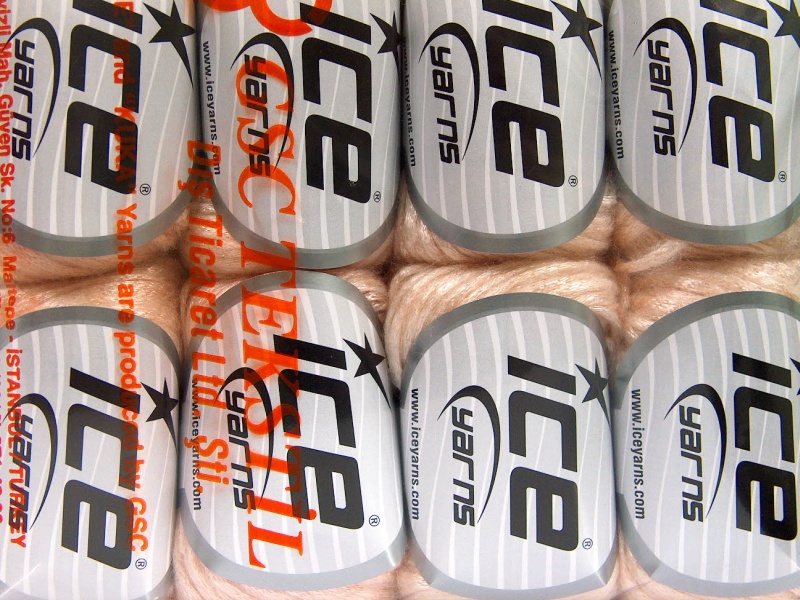 Licht Zalm Herfst Winter Garens 8x50gr