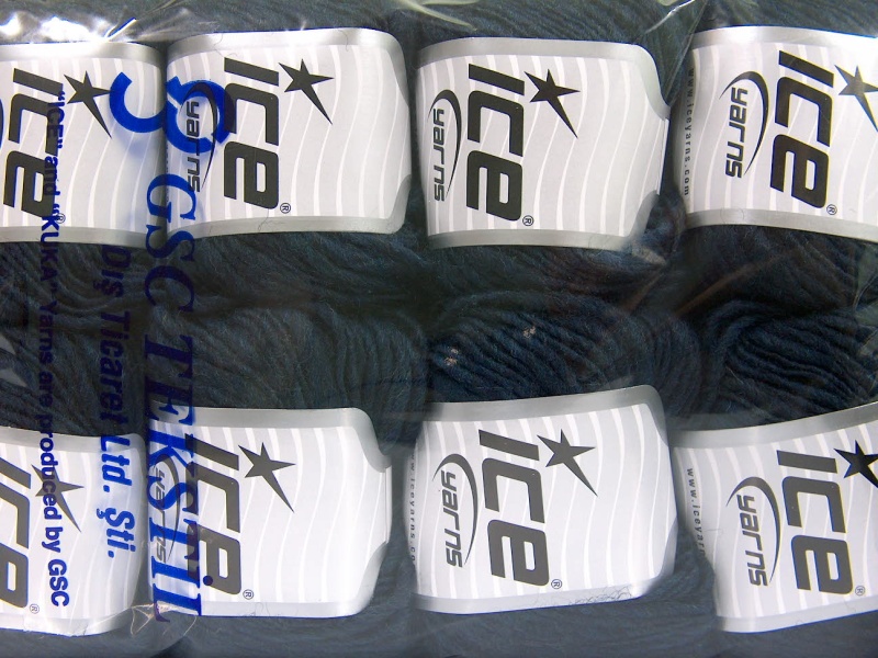 Marineblauw Closeout Yarns 8x50gr
