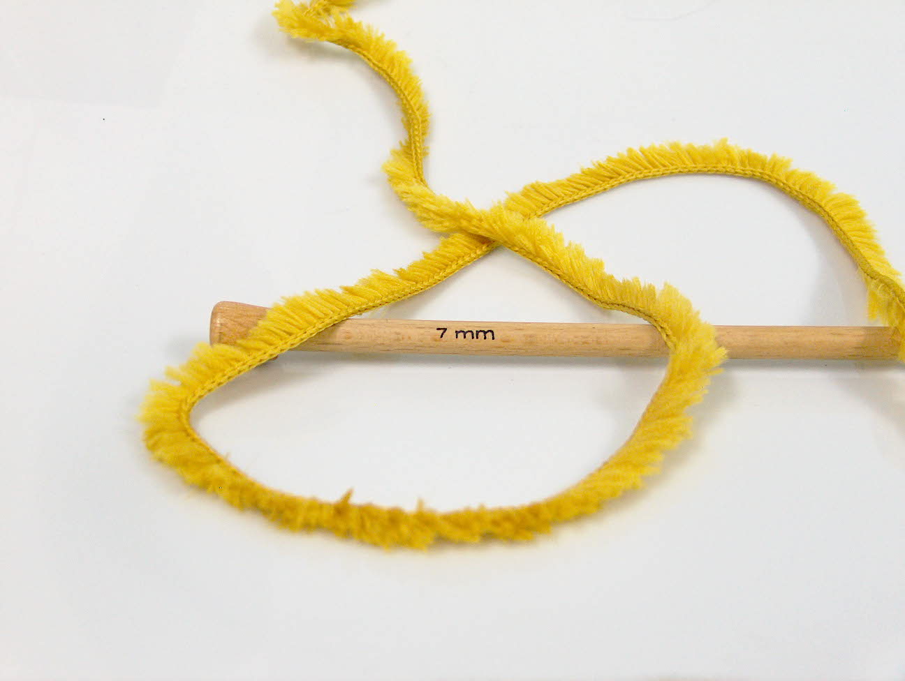 Goud Eyelash Yarns 4x100gr