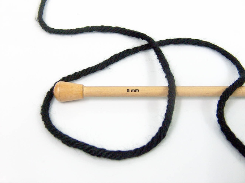 Zwart Basic – Plain Yarns 2x200gr