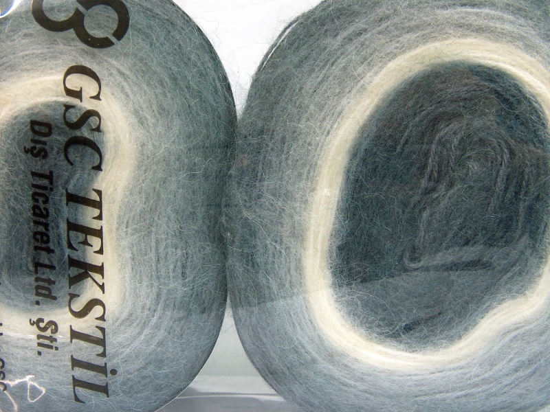 Wit|Grijs Tinten Cakes Yarns 2x200gr