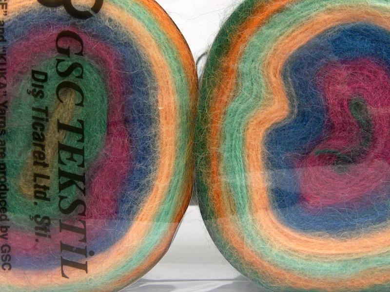 Groen|Blauw|Oranje|Fuchsia|Mint Groen Cakes Yarns 2x200gr