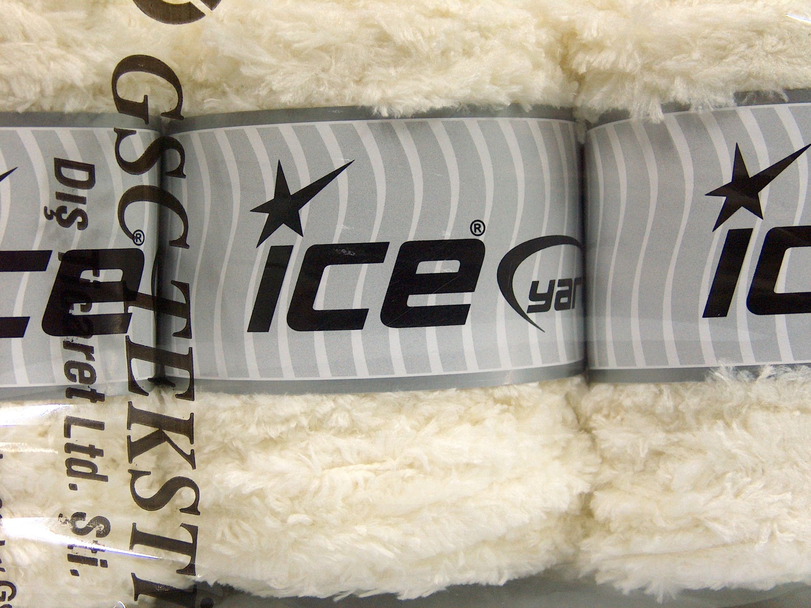 Ecru Cakes Yarns 3x100gr