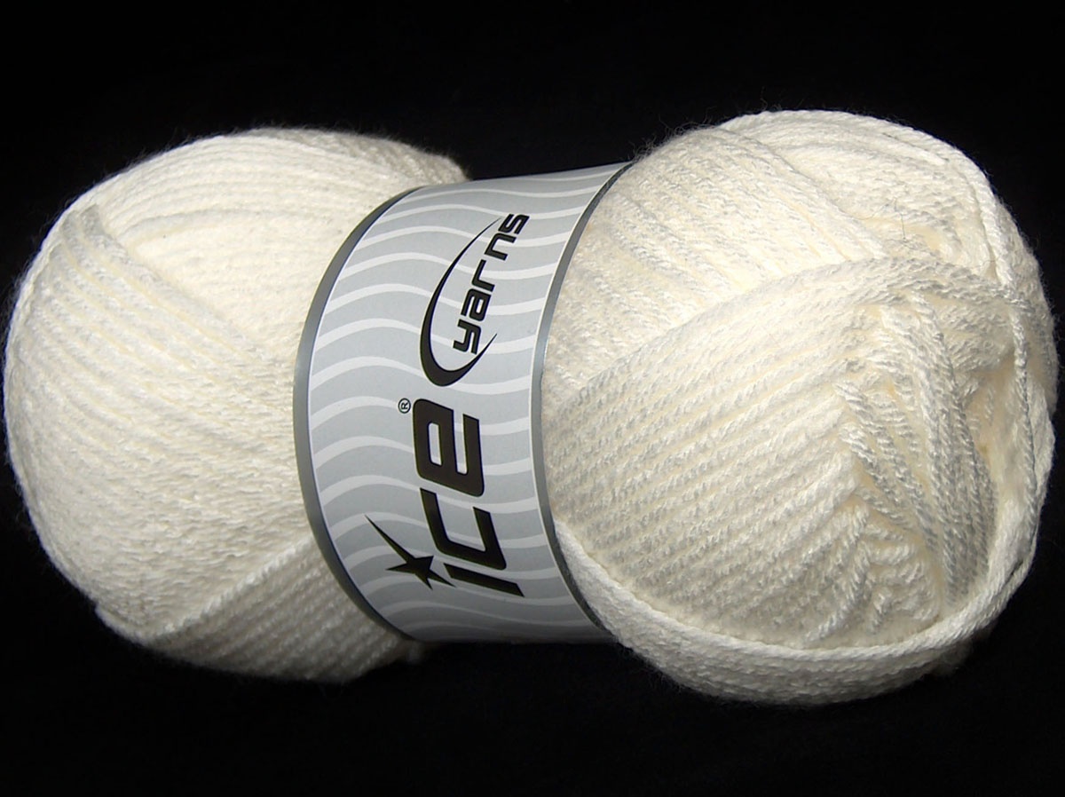 Wit Closeout Yarns 4x110gr