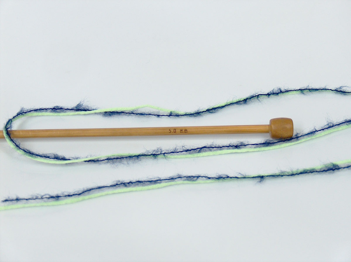 Marineblauw|Neon groen Closeout Yarns 4x100gr
