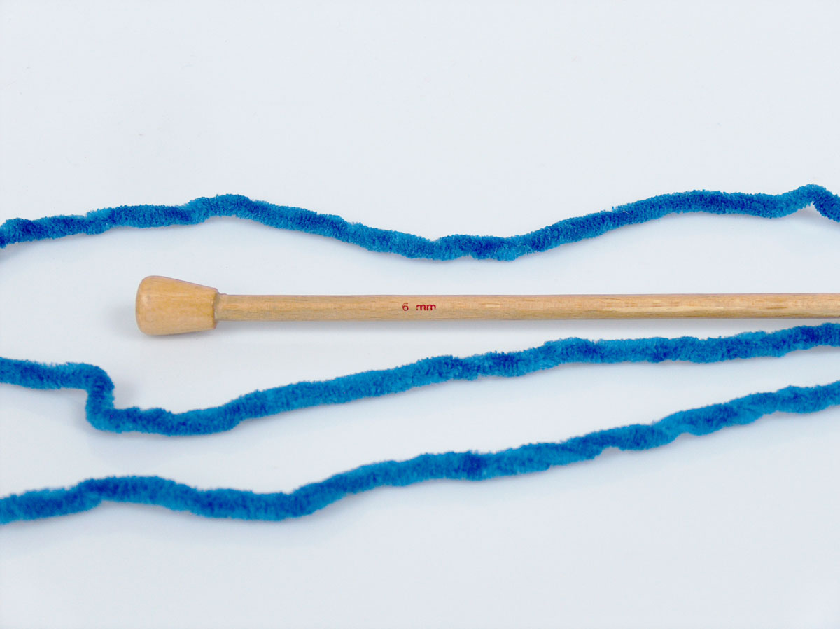 Blauw Chenille Dikke Garens 4x100gr Naalddikte 6-7mm