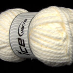 Wit Closeout Yarns 2x200gr