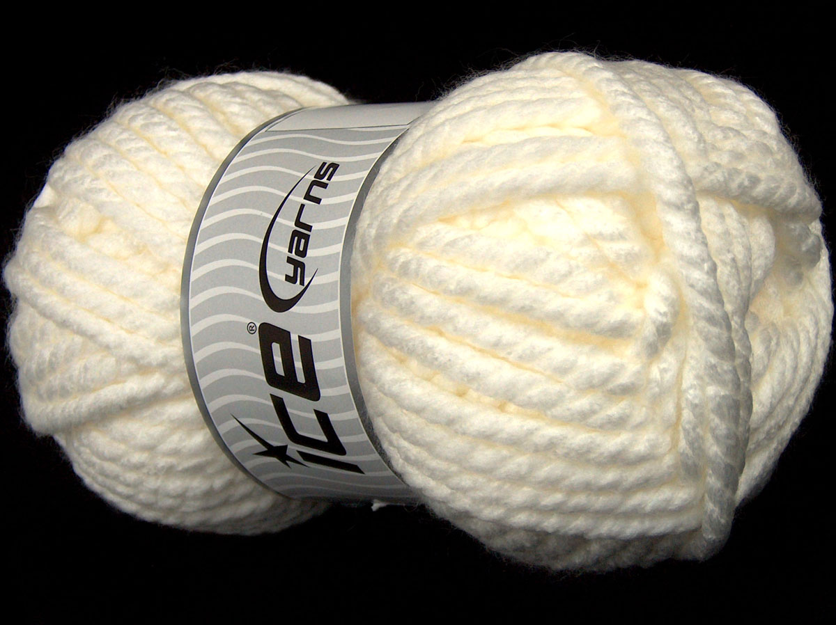 Wit Closeout Yarns 2x200gr