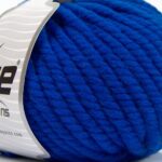 Saksisch blauw naalddikte 10-12mm Luxury Yarns 4x100gr