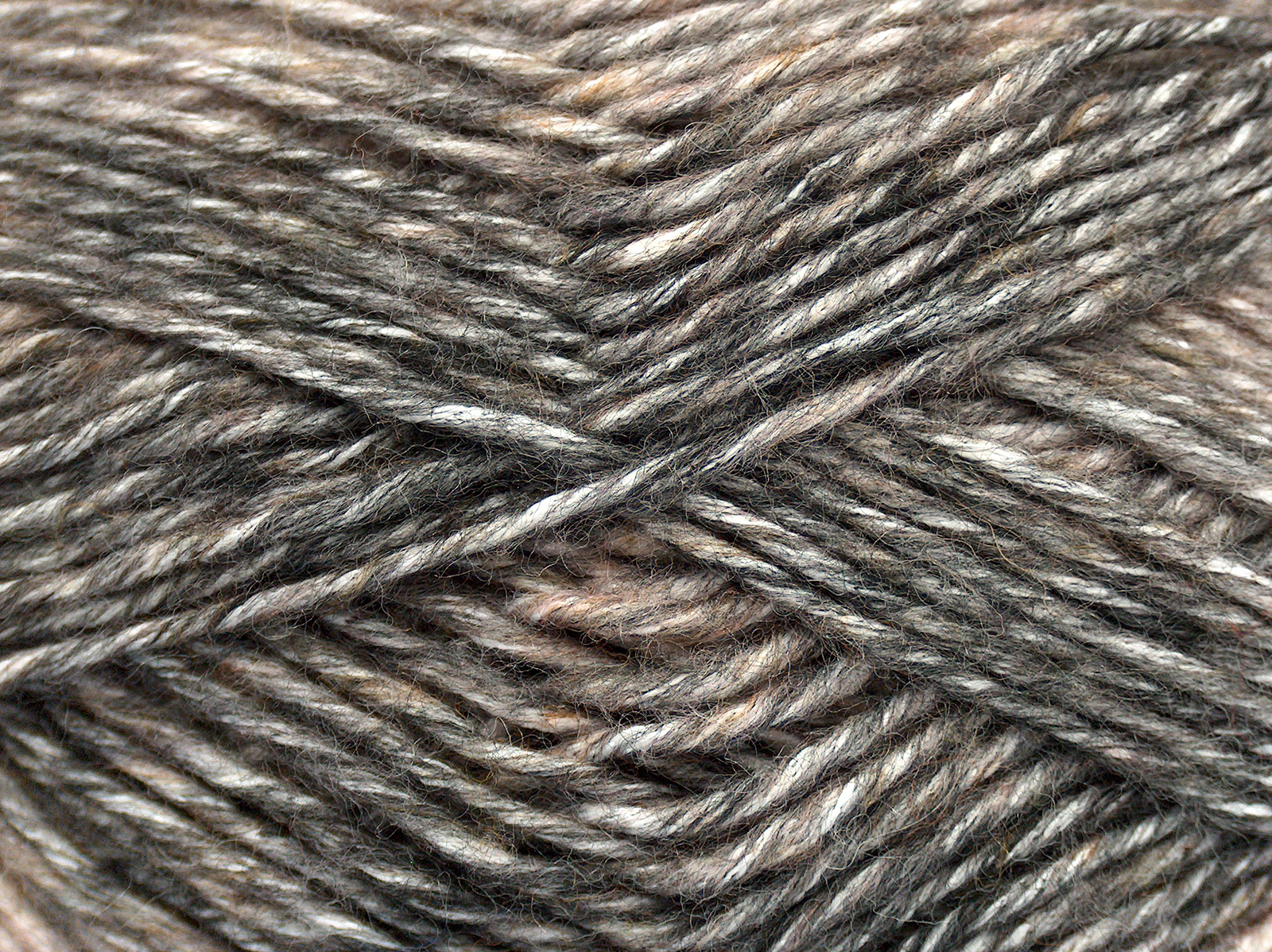 Zwart|Crème|Licht Zalm Herfst Winter Garens 2x150gr