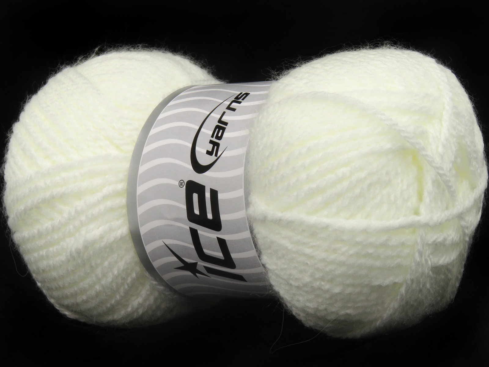 Wit Basic – Plain Yarns 4x100gr