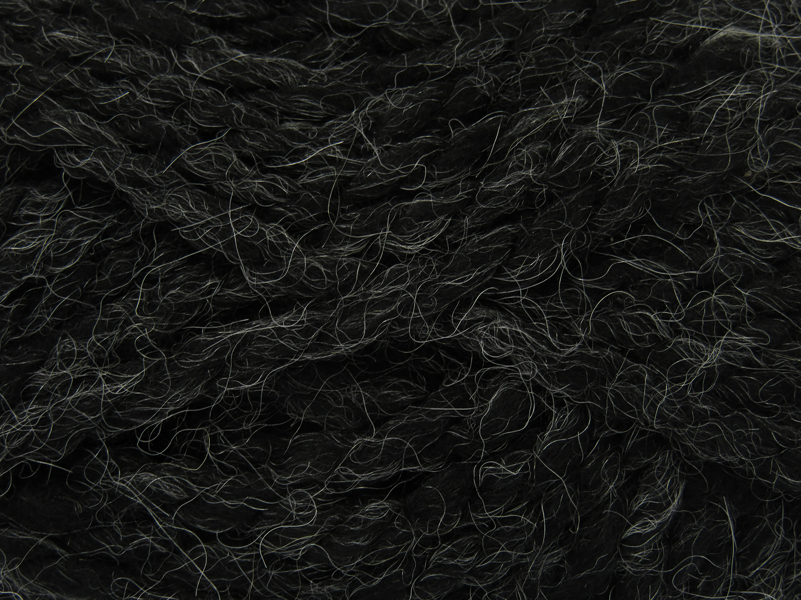 Zwart Limited Edition Luxury Yarns 4x100gr