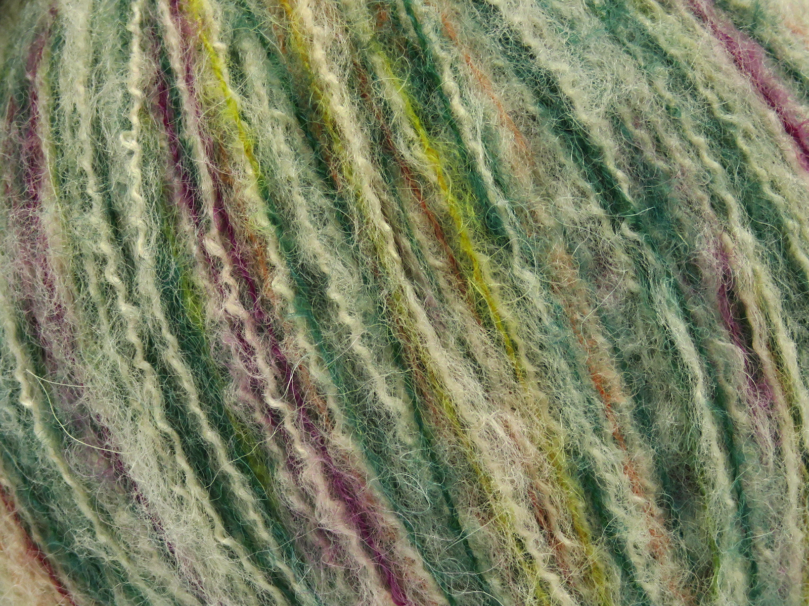 Crème|Bordeaux|Goud|Groen Tinten Limited Edition Luxury Yarns 8x50gr