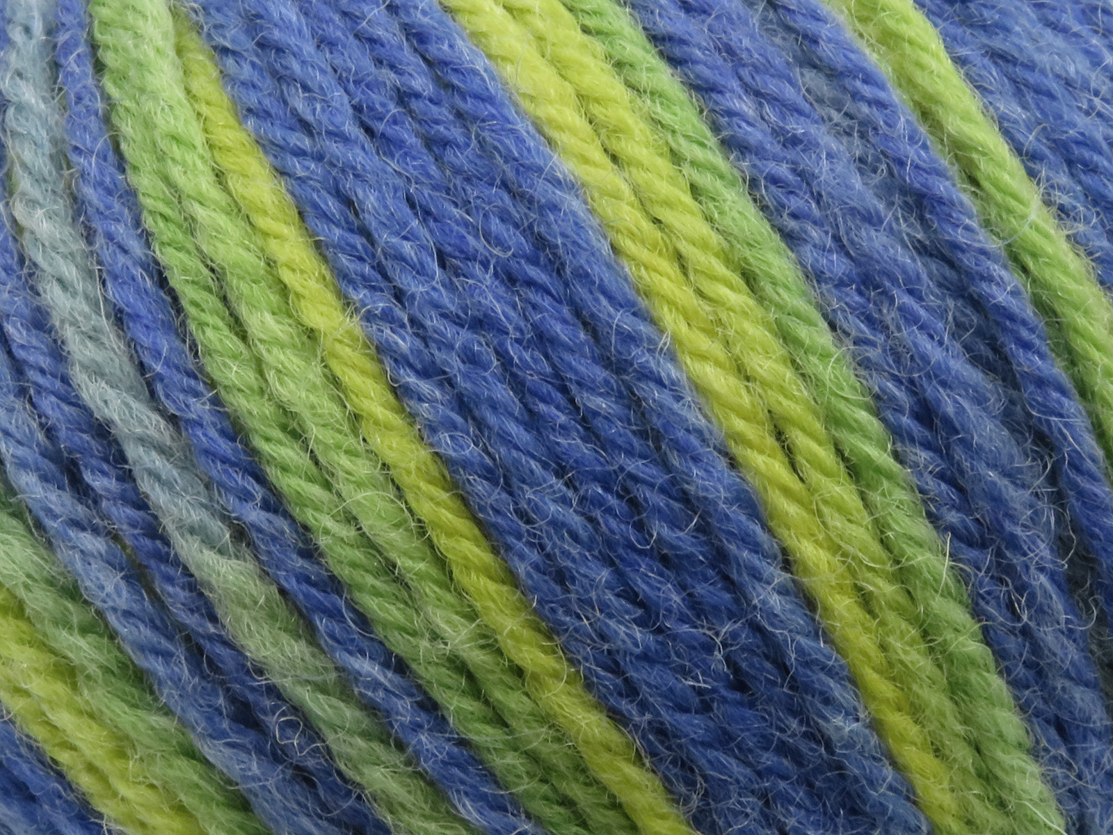 Groen Tinten|Blauw Tinten Limited Edition Luxury Yarns 8x50gr