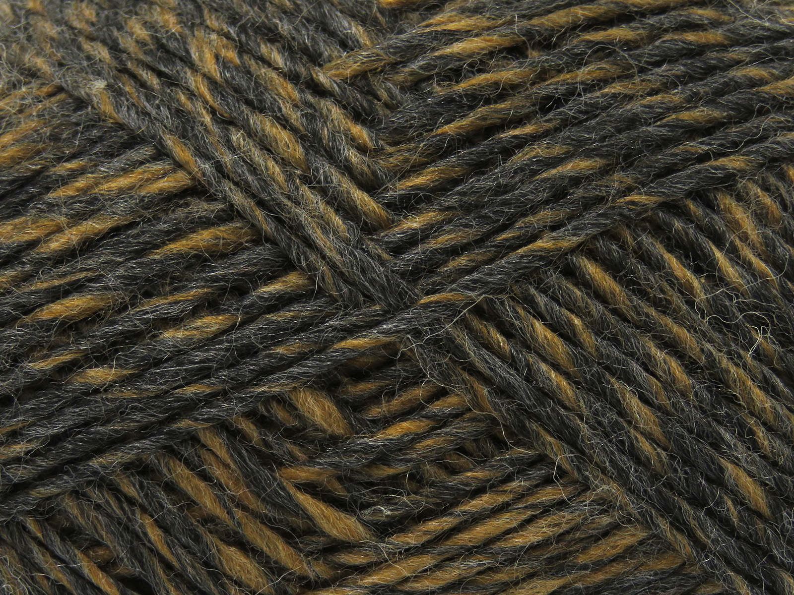 Kameel|Donkergrijs Limited Edition Luxury Yarns 4x100gr