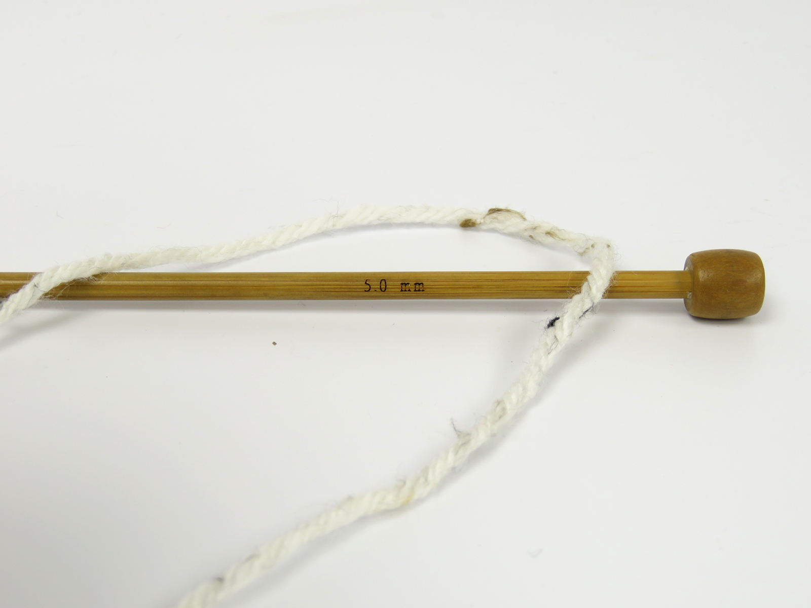 Ecru Outlet Yarns 2x175gr